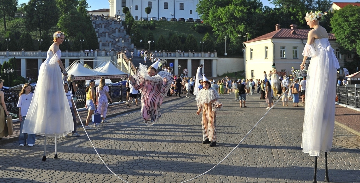 Фэст уличного искусства "На семи ветрах"